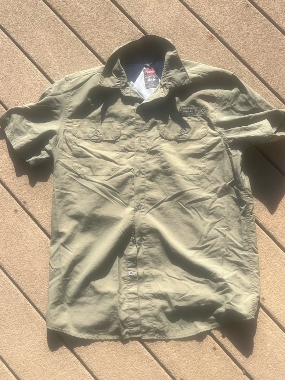 WRANGLER OUTDOOR Short-Sleeve Men's Shirt - Olive (MEDIUM)